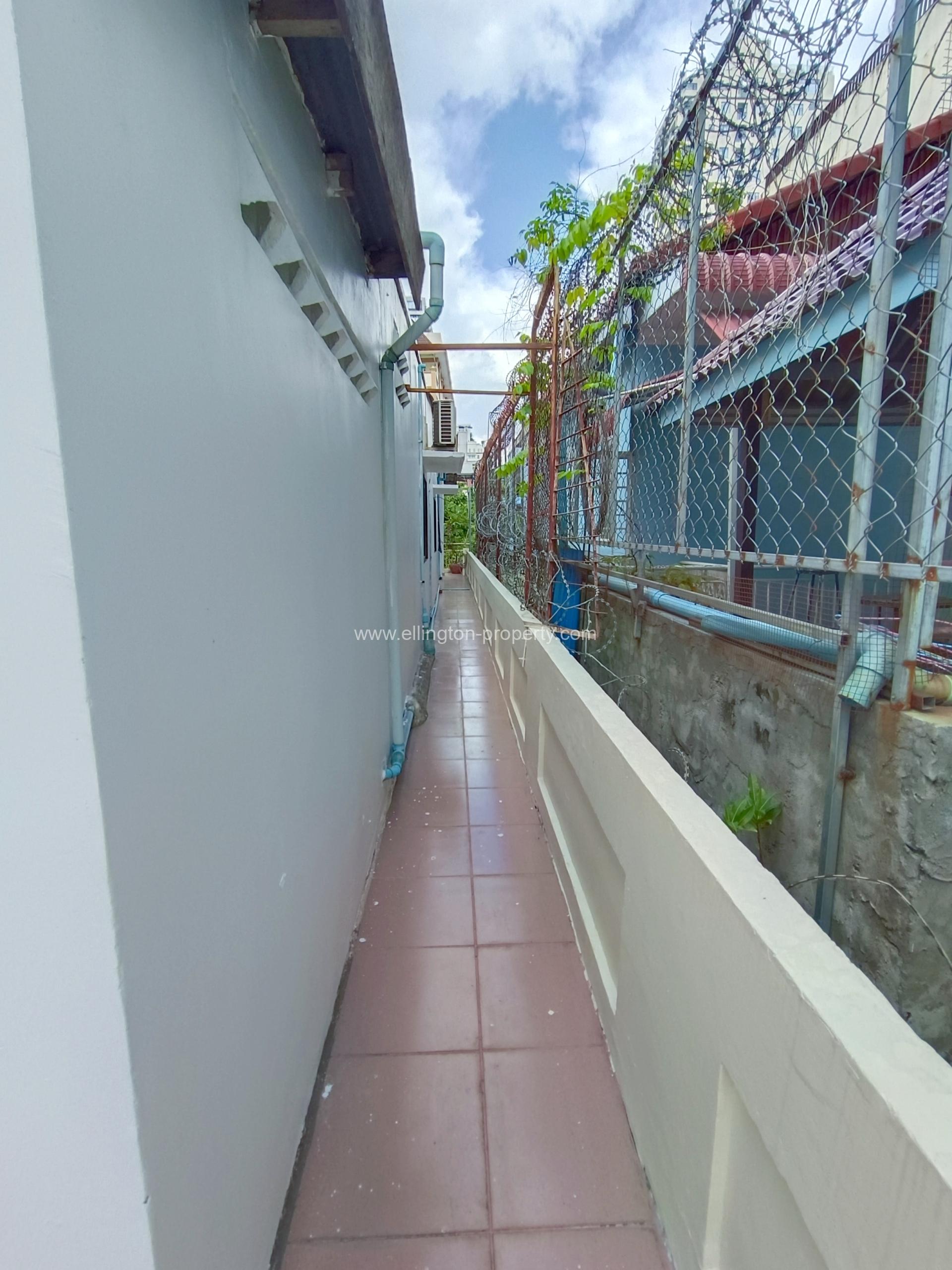 1 Bedroom Flat For Rent In Bkk1 - Ellington Property