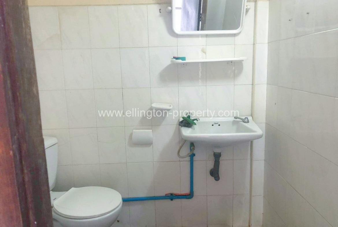 4 Bedrooms Flat For Sale In Bkk1! - Ellington Property