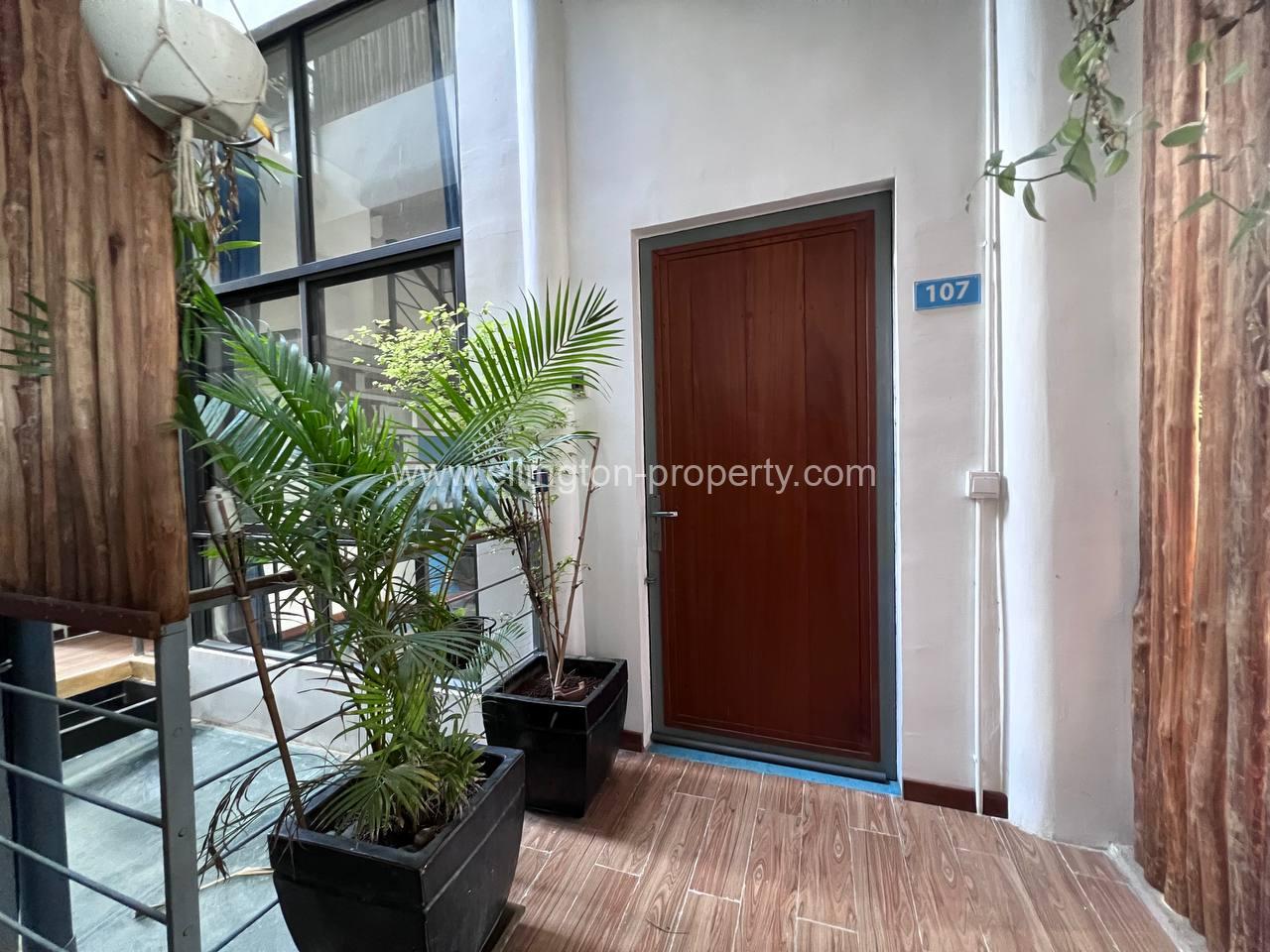 1 Bedroom Renovated Duplex Style For Rent Bkk3 - Ellington Property