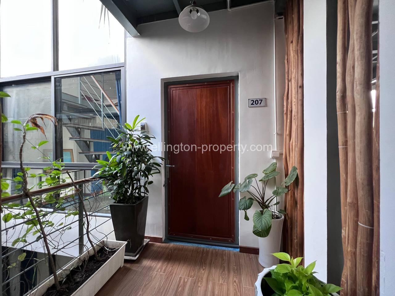 1 Bedroom Renovated Duplex Style For Rent Bkk3 - Ellington Property