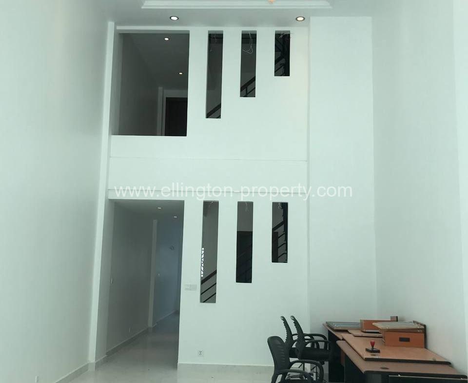 6 Bedrooms For Rent In Boeung Kak1 - Ellington Property