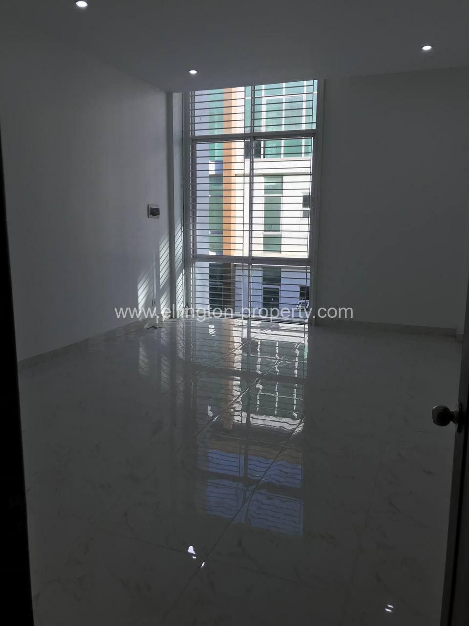 6 Bedrooms For Rent In Boeung Kak1 - Ellington Property