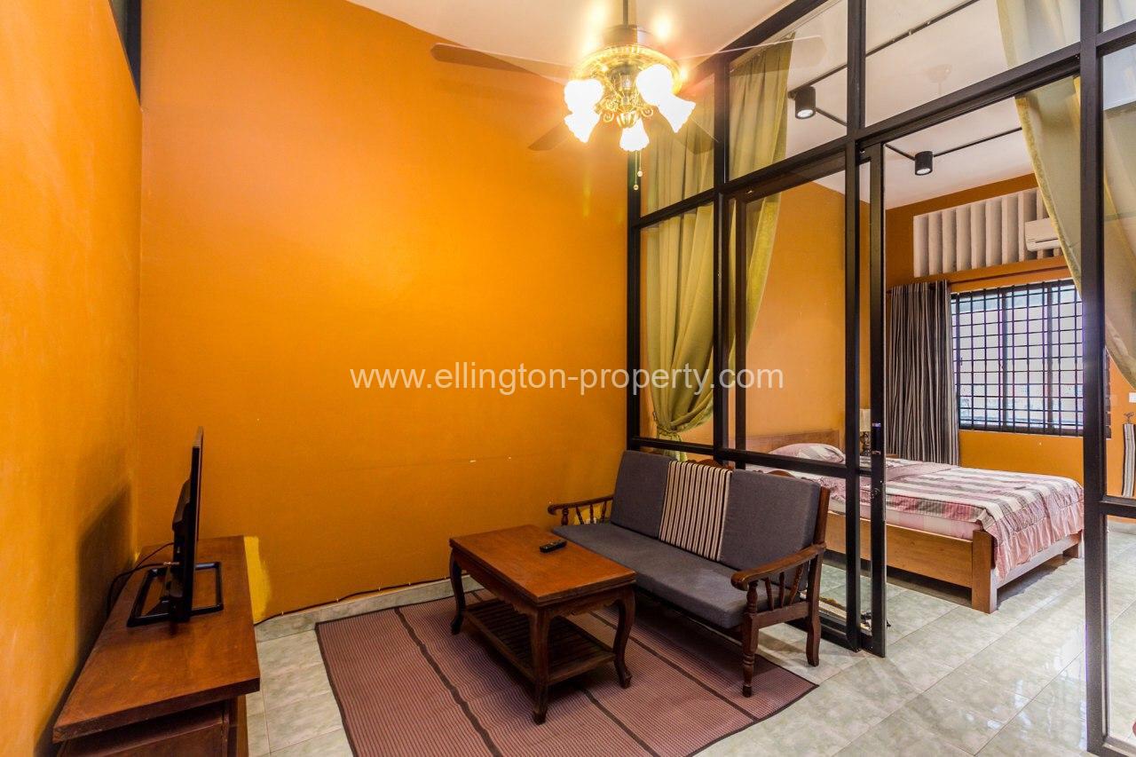 Shophouse For Rent In Daun Pehn. - Ellington Property