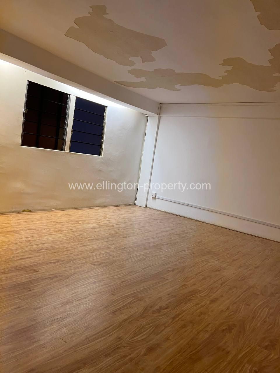 Shophouse For Rent In Daun Penh Area - Ellington Property