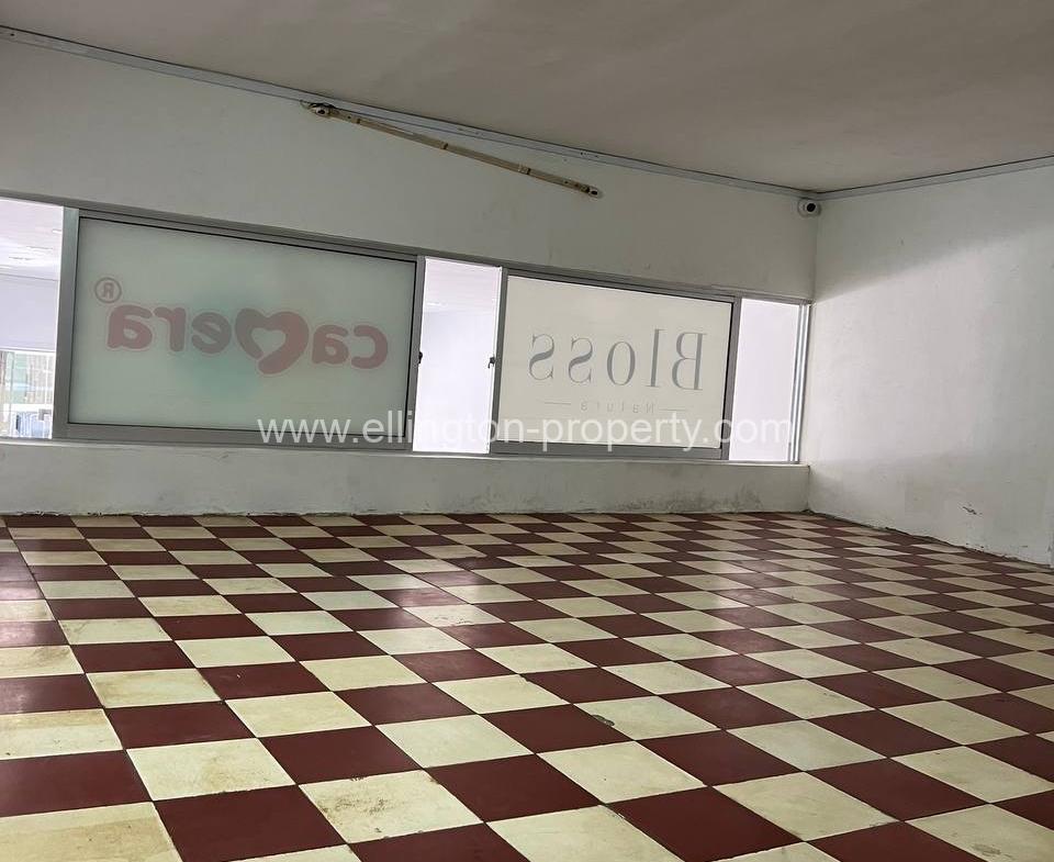 Shophouse For Rent In Daun Penh Area - Ellington Property