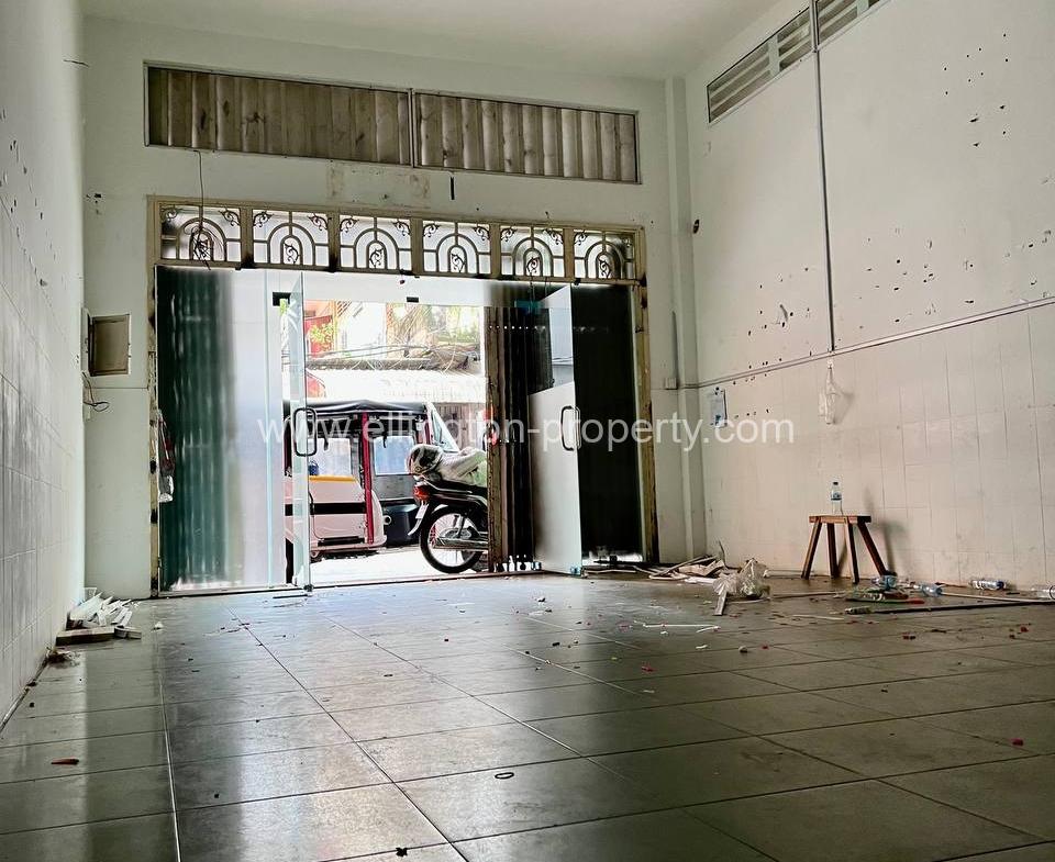 Shophouse For Rent In Daun Penh Area - Ellington Property