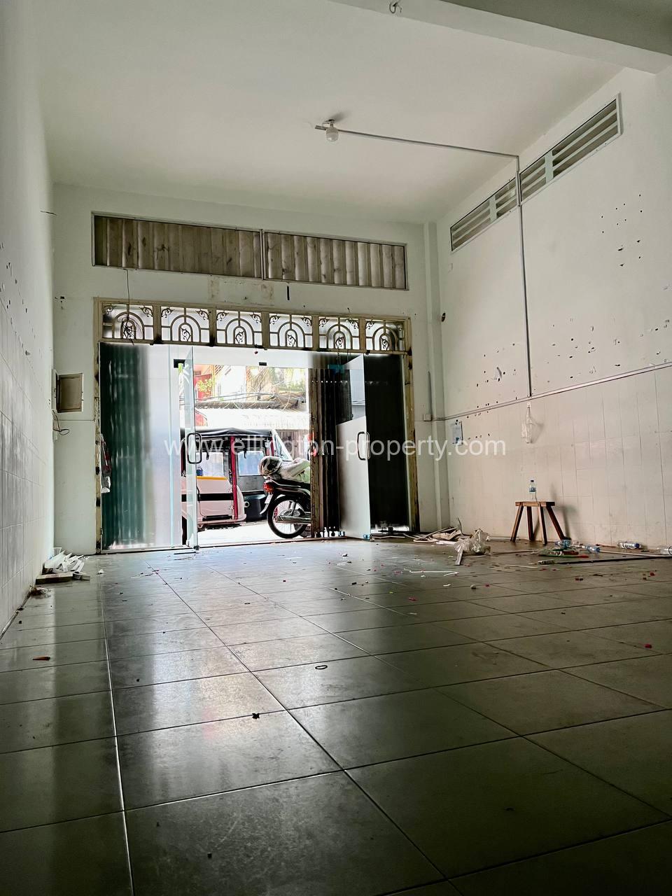 Shophouse For Rent In Daun Penh Area - Ellington Property