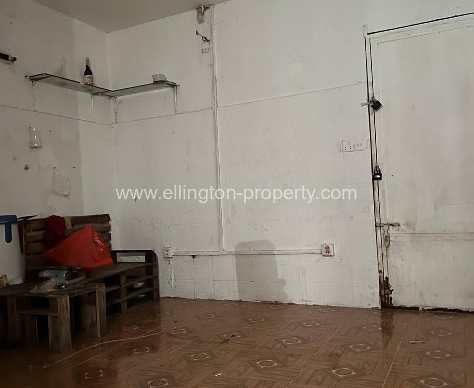 Shophouse For Rent In Daun Penh Area - Ellington Property