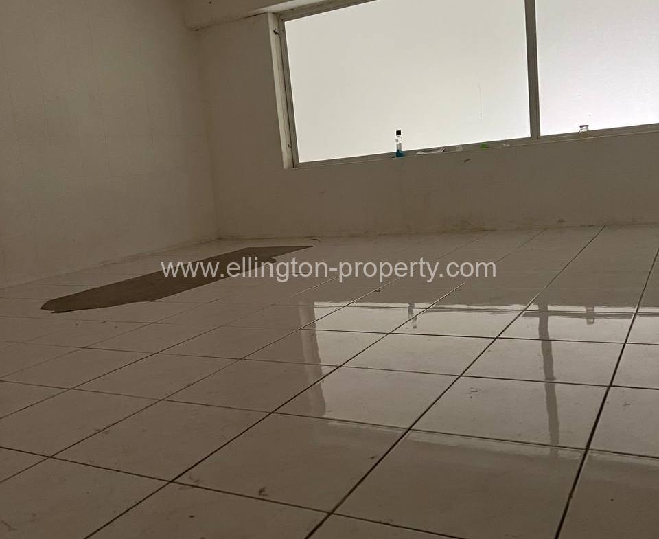 Shophouse For Rent In Daun Penh Area - Ellington Property