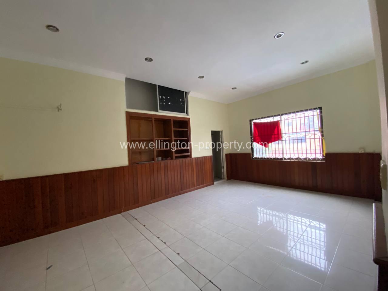 3 Bedrooms Flat For Rent In Bkk1. - Ellington Property