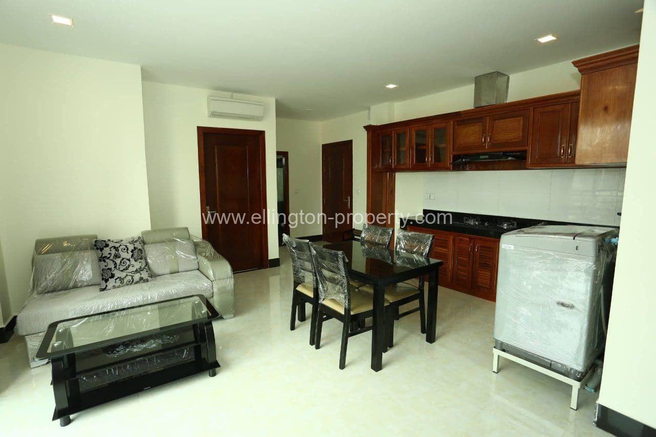 2 Bedrooms For Rent In Bkk3. - Ellington Property