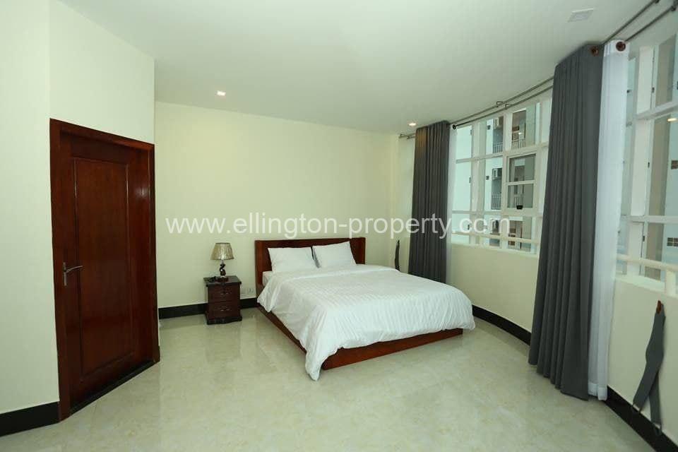 2 Bedrooms For Rent In Bkk3. - Ellington Property