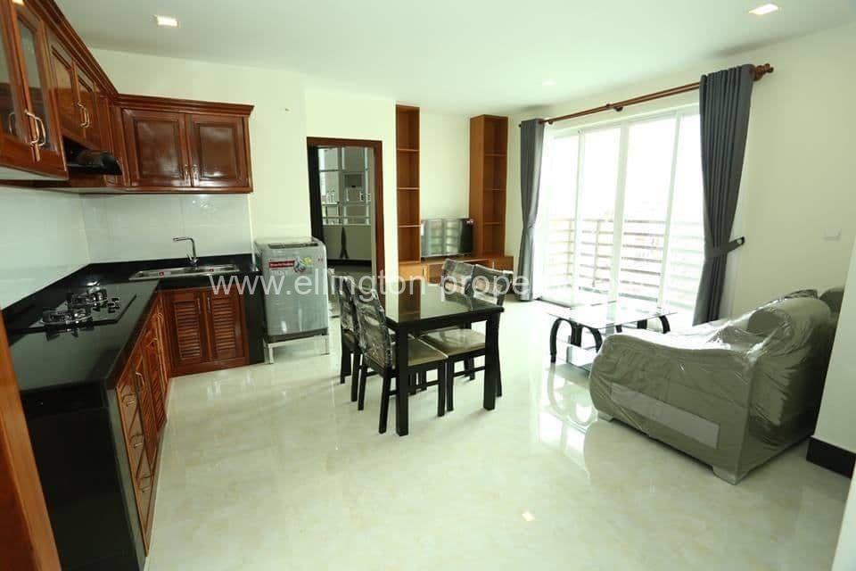 2 Bedrooms For Rent In Bkk3. - Ellington Property