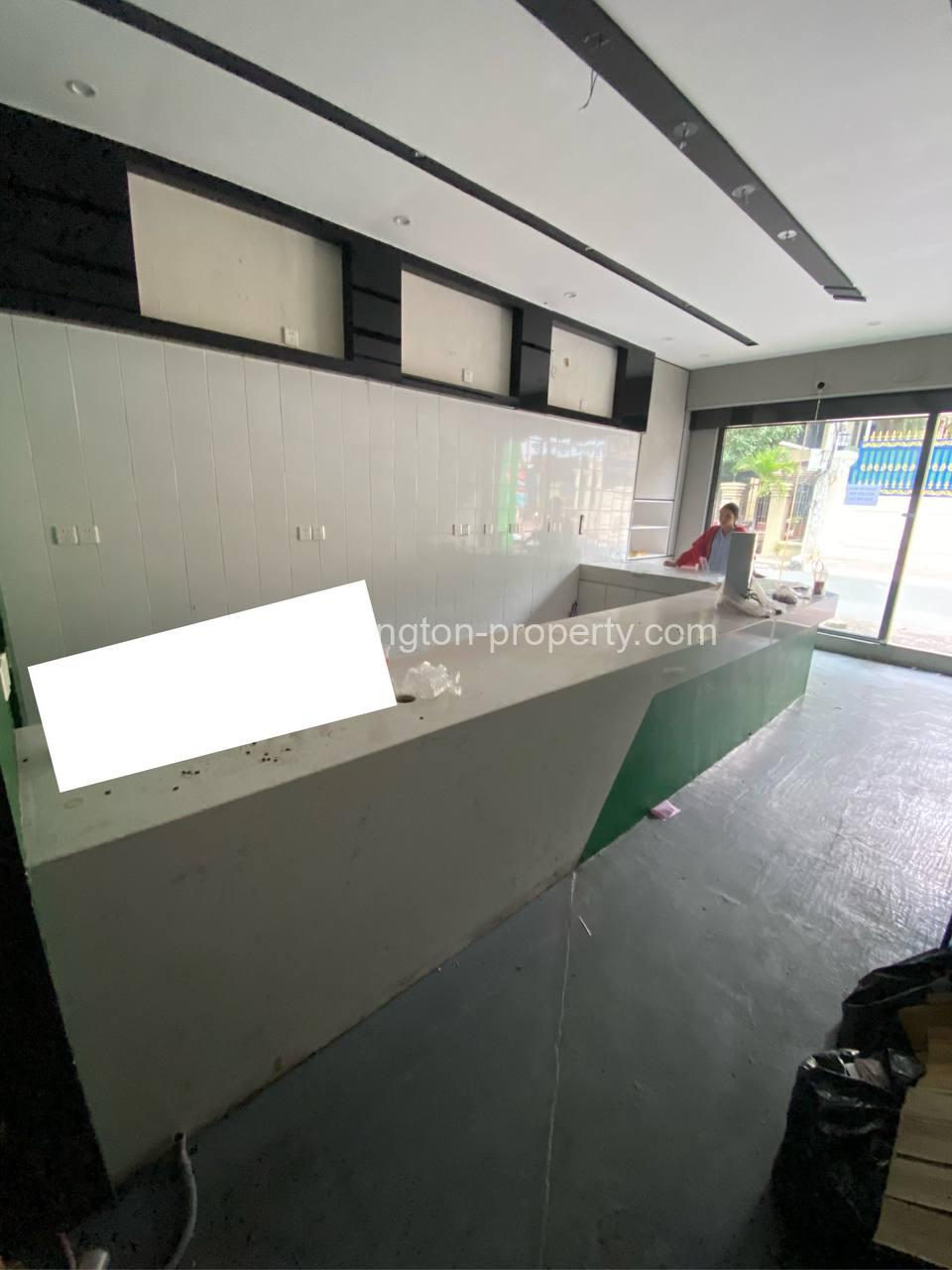 Shophouse For Rent In Bkk1 - Ellington Property