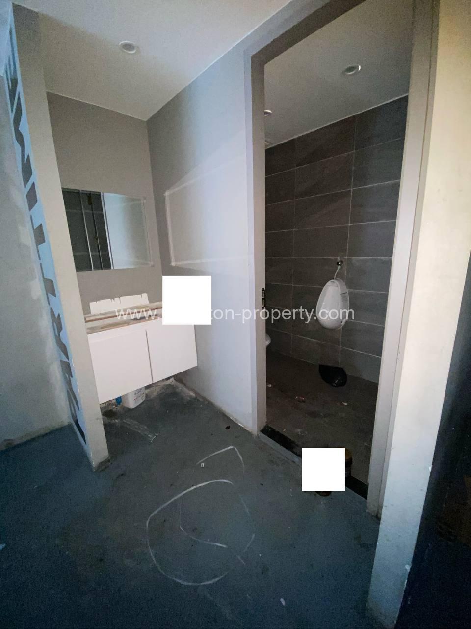 Shophouse For Rent In Bkk1 - Ellington Property