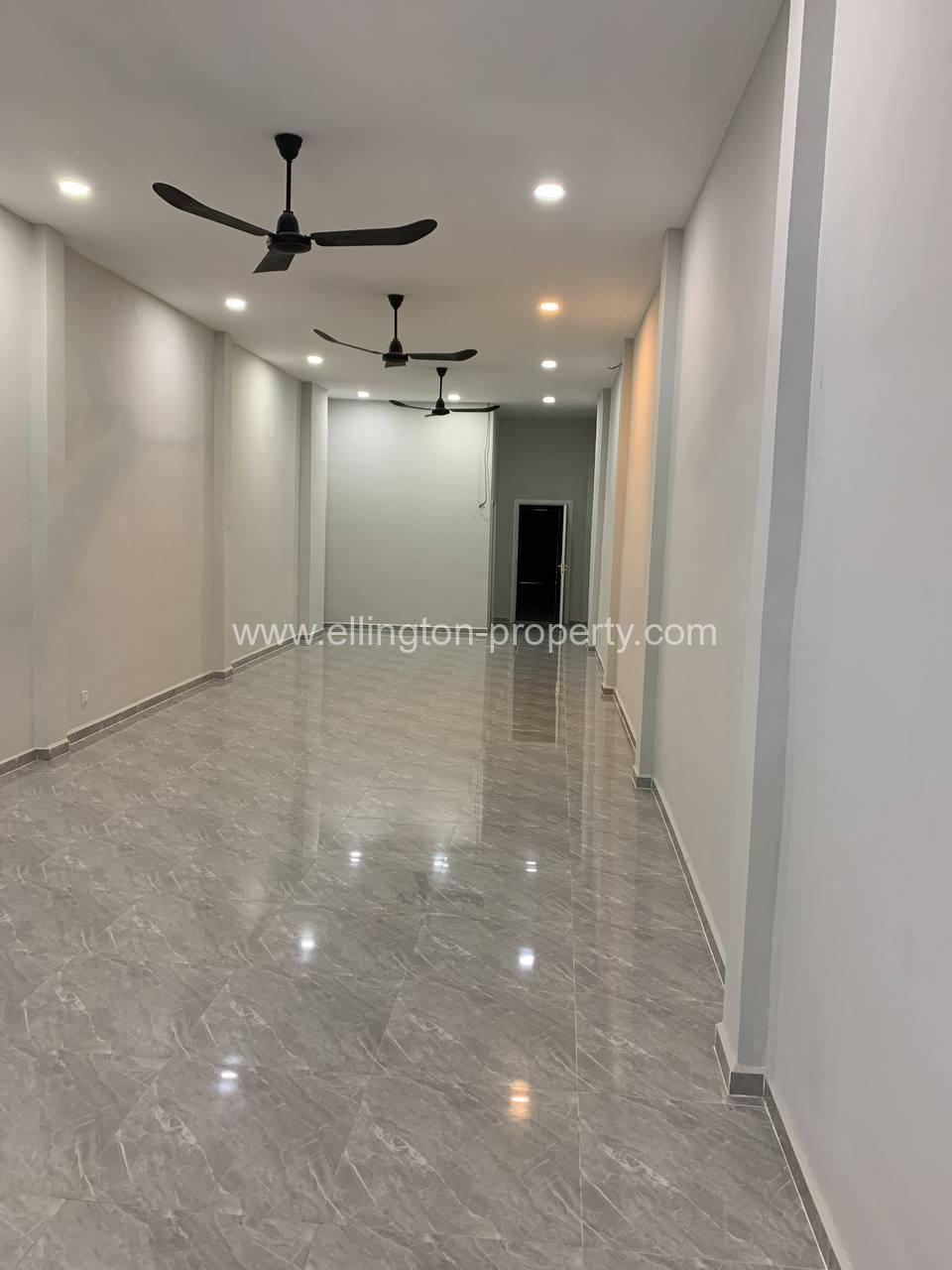 Shophouse For Rent Daun Penh. - Ellington Property