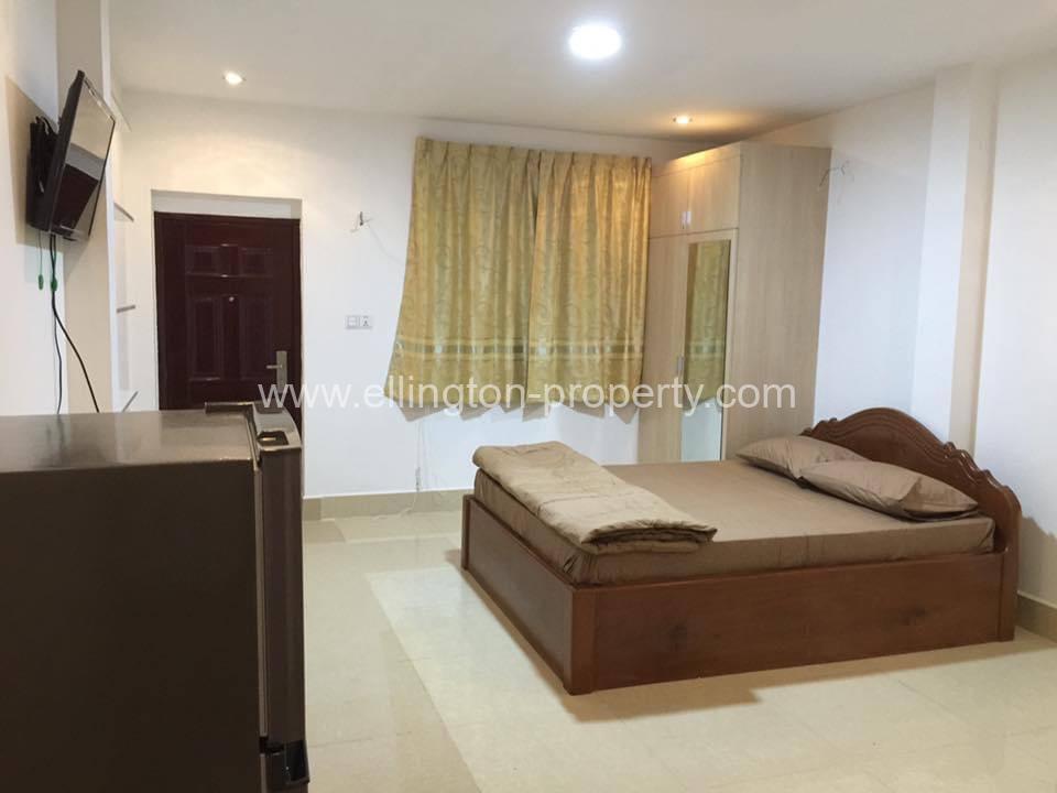 Studio For Rent In Bkk2. - Ellington Property