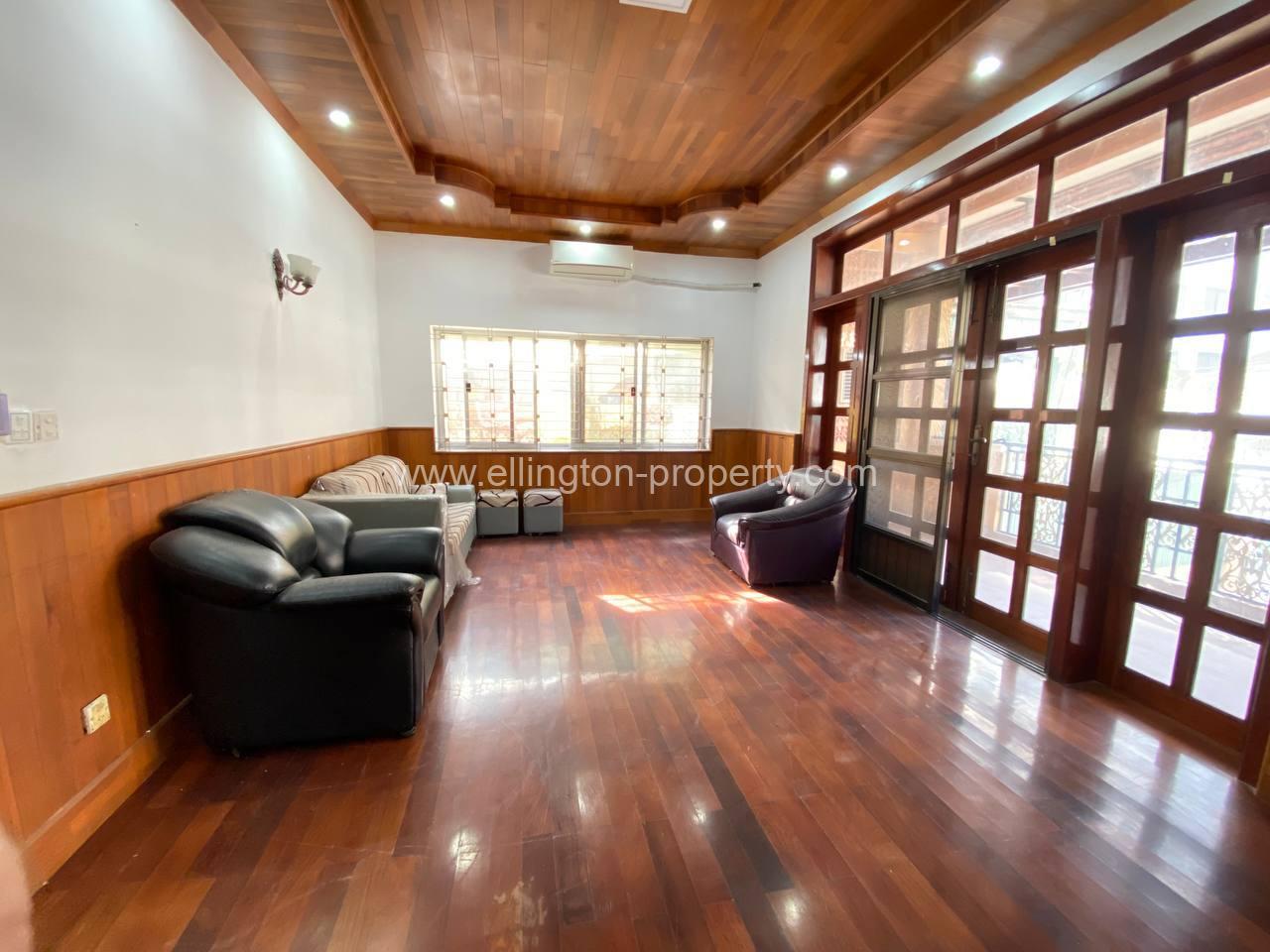 2 Bedrooms Apartment For Rent In Bkk3. - Ellington Property