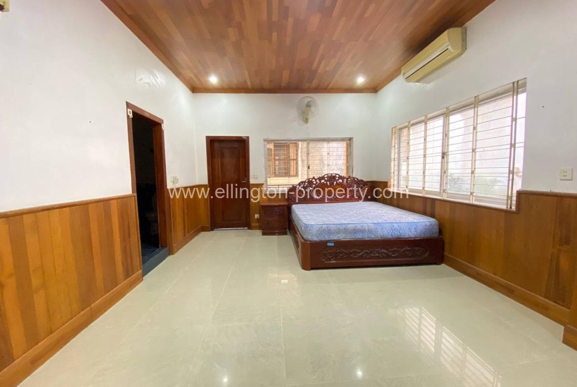 2 Bedrooms Apartment For Rent In Bkk3. - Ellington Property