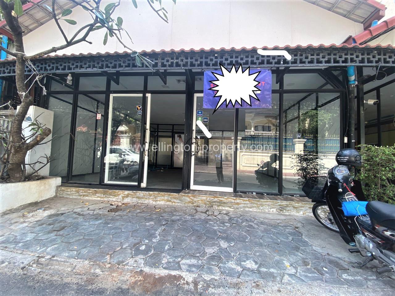 Shophouse For Rent In Bkk1. - Ellington Property