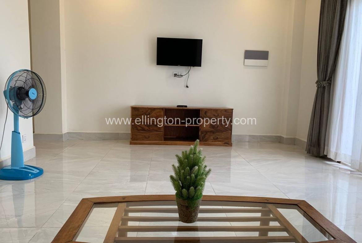 2 Bedrooms Apartment For Rent In Bkk3. - Ellington Property