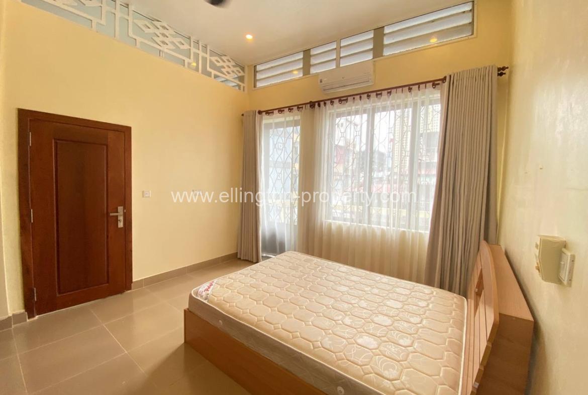 2 Bedrooms Apartment For Rent In Daun Penh Area. - Ellington Property