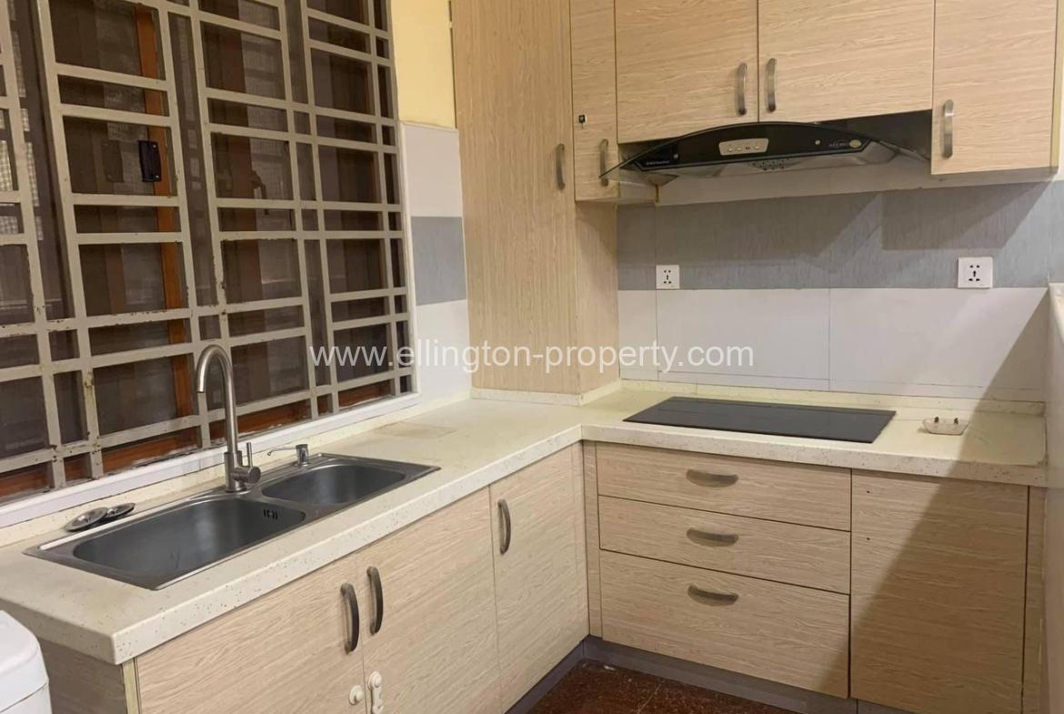 2 Bedrooms Apartment For Rent - Ellington Property