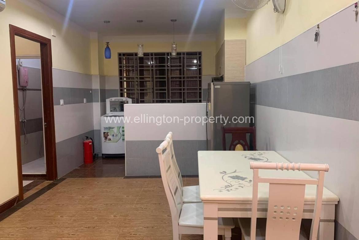 2 Bedrooms Apartment For Rent - Ellington Property