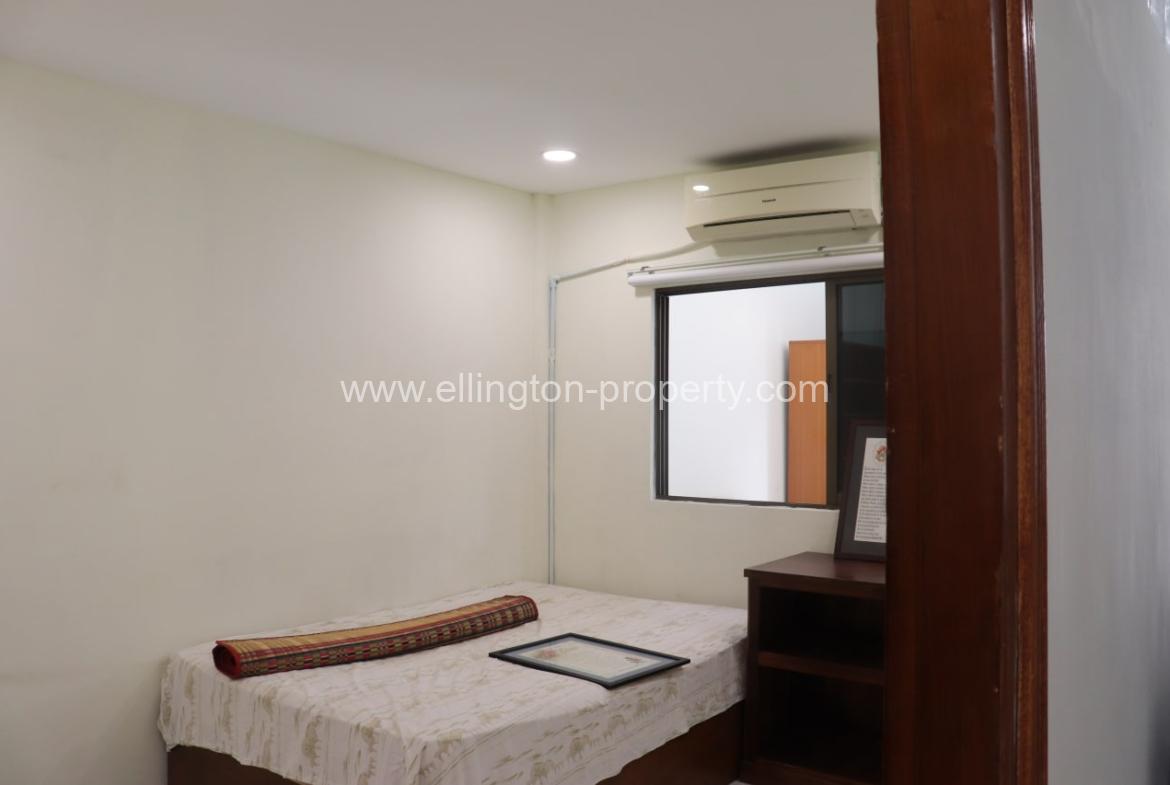 2 Bedrooms For Rent In Bkk3. - Ellington Property