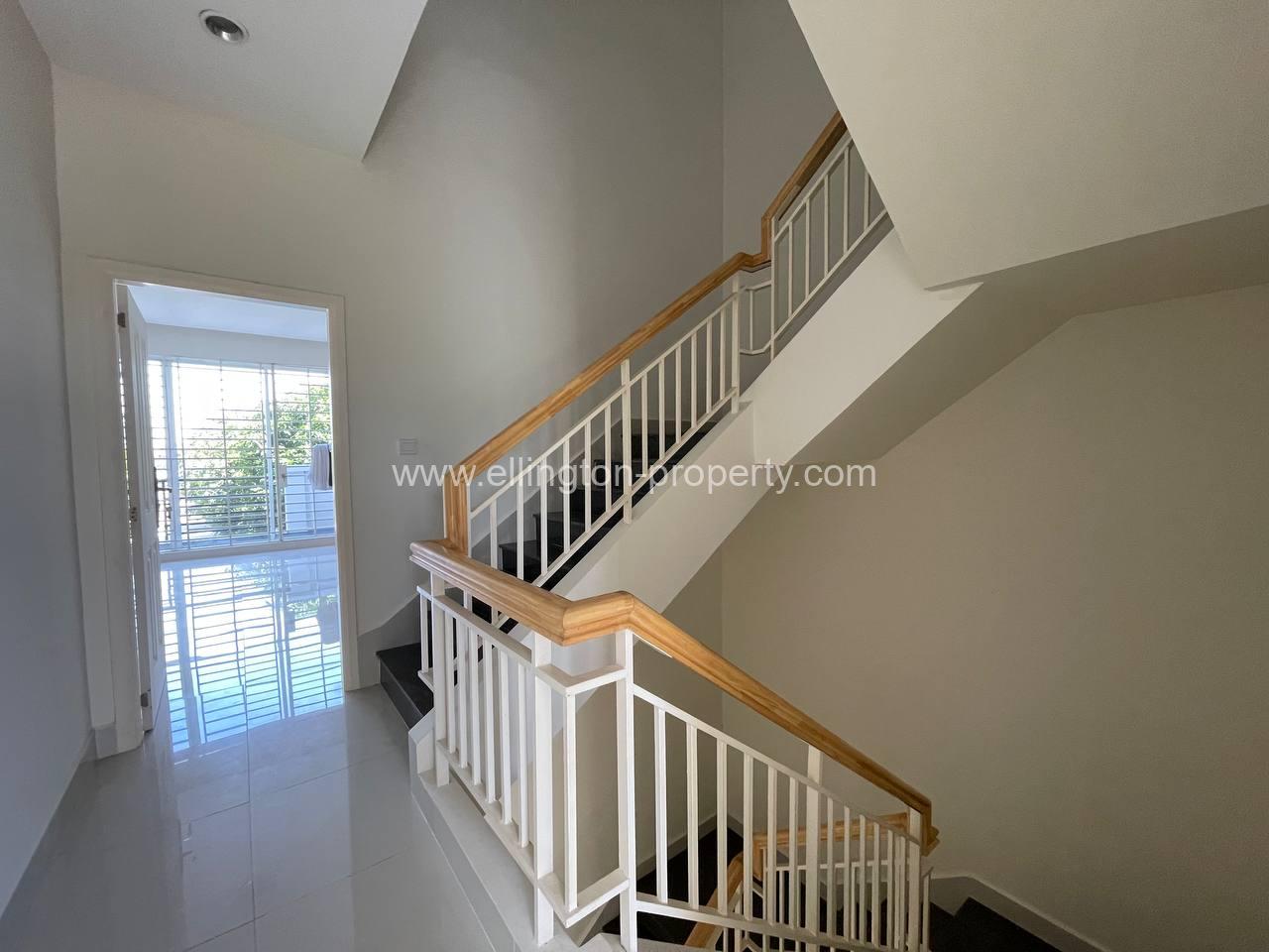 4 Bedrooms Villas For Rent In Chroy Changvar Rear. - Ellington Property