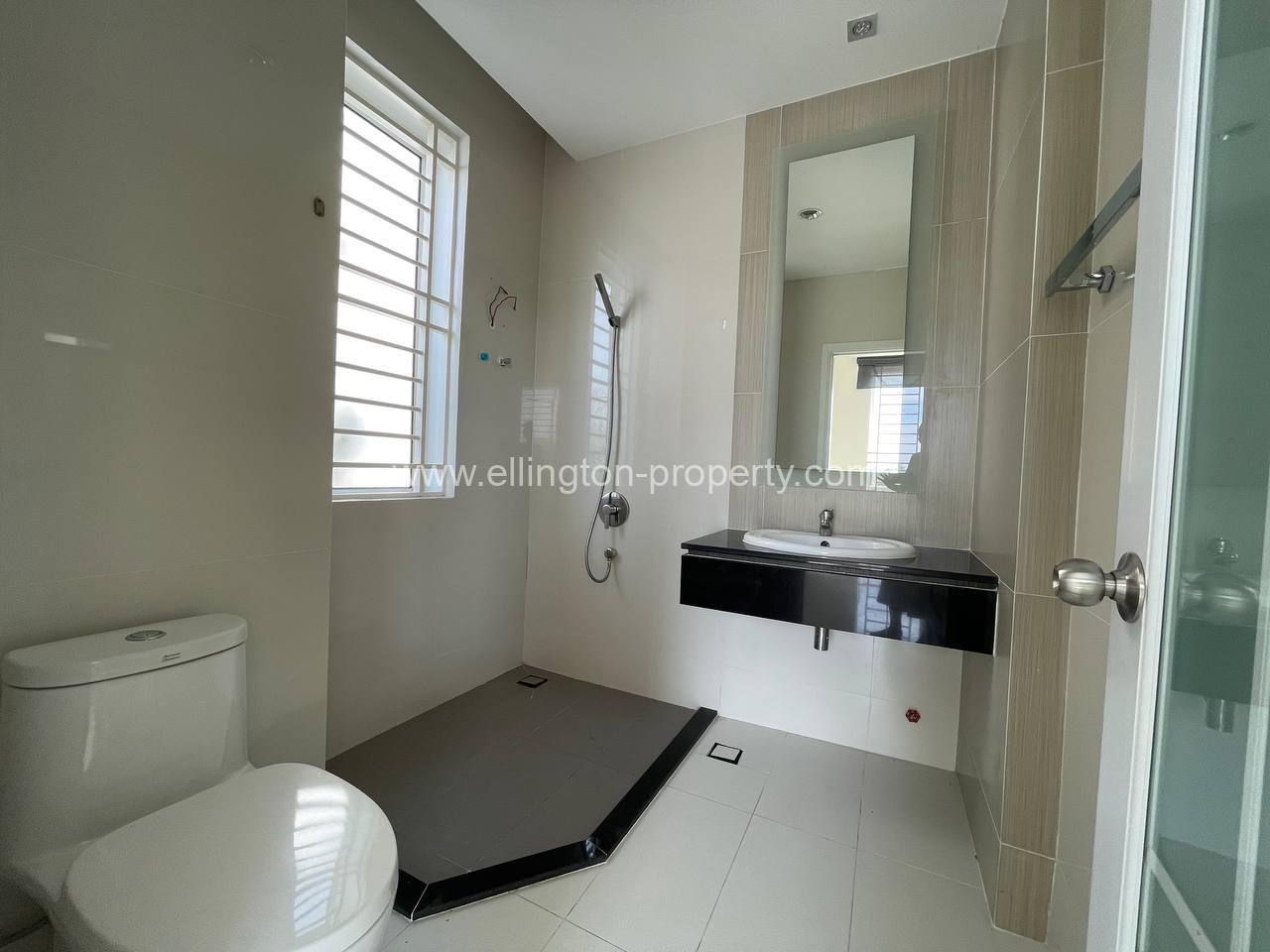 4 Bedrooms Villas For Rent In Chroy Changvar Rear. - Ellington Property