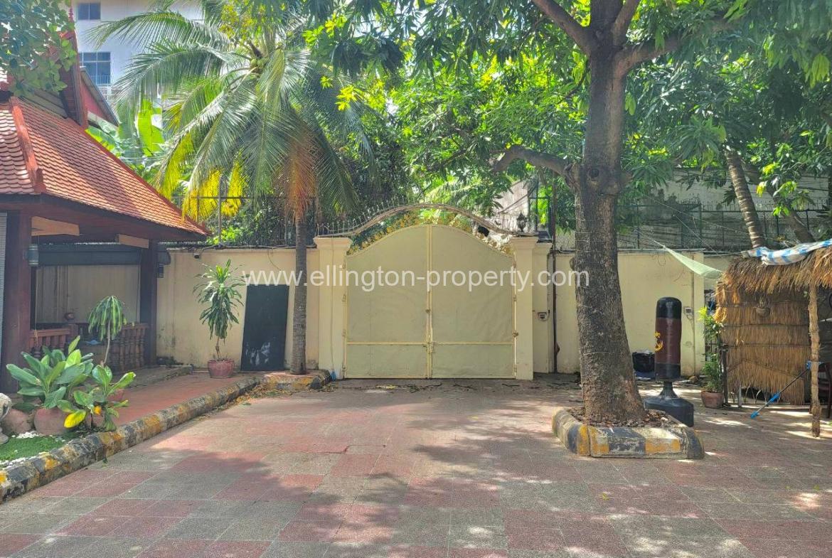 Villa For Rent In Tonle Bassac - Ellington Property