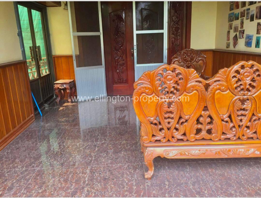 Villa For Rent In Tonle Bassac - Ellington Property