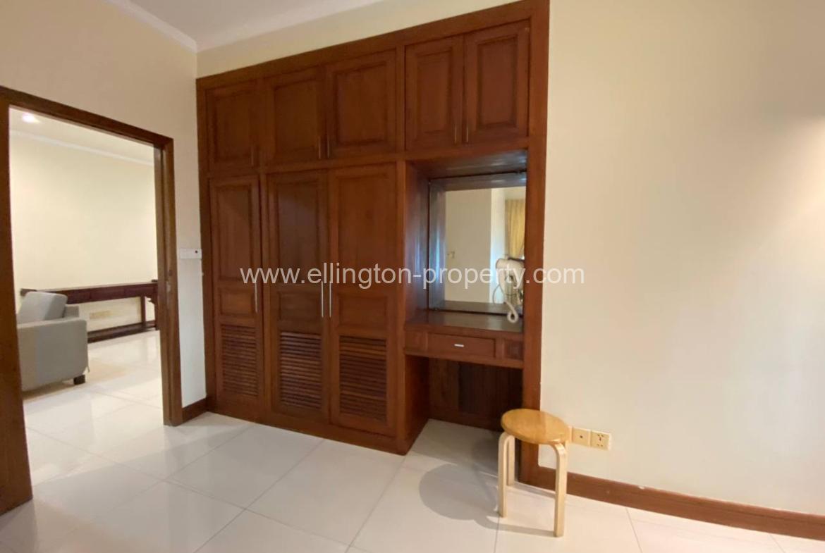 2 Bedrooms Apartment For Rent - Ellington Property