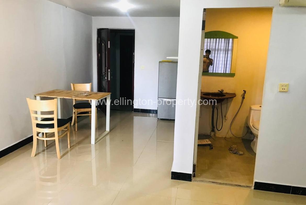 Studio For Rent In Tonle Bassac Area. - Ellington Property