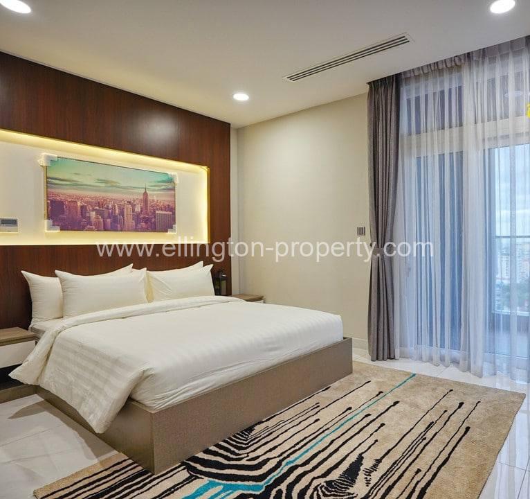 2 Bedrooms Apartment For Rent In Bkk3 Area. - Ellington Property