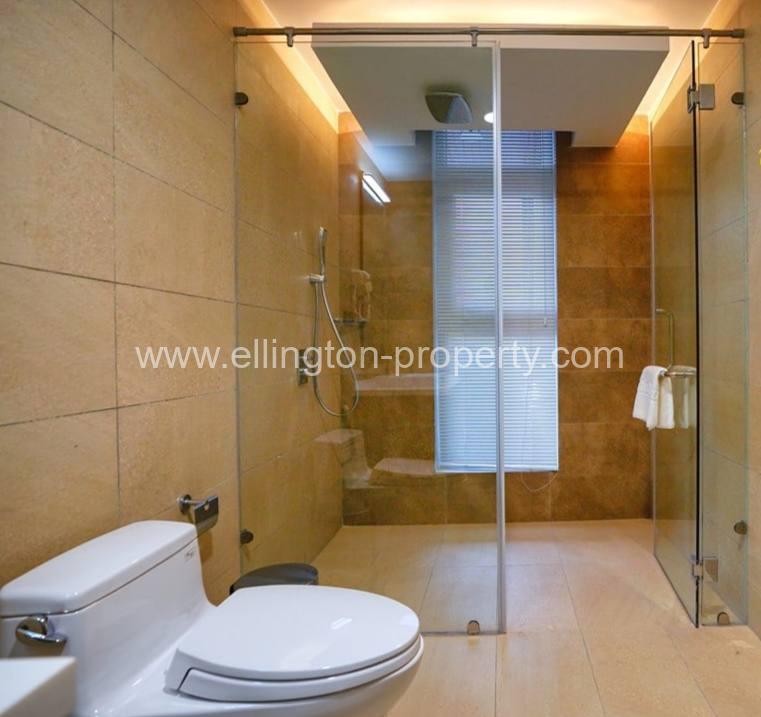 2 Bedrooms Apartment For Rent In Bkk3 Area. - Ellington Property