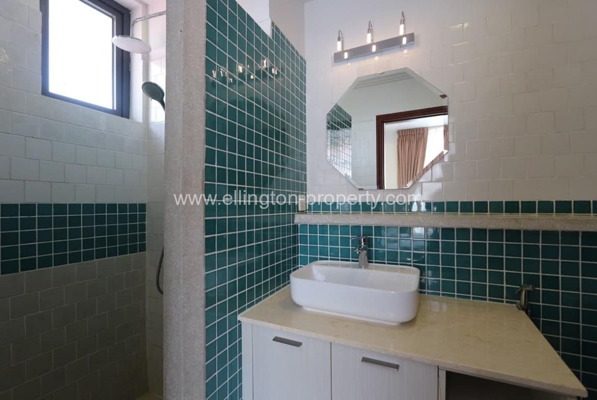 2 Bedrooms Aprtment For Rent In Daun Penh Area. - Ellington Property