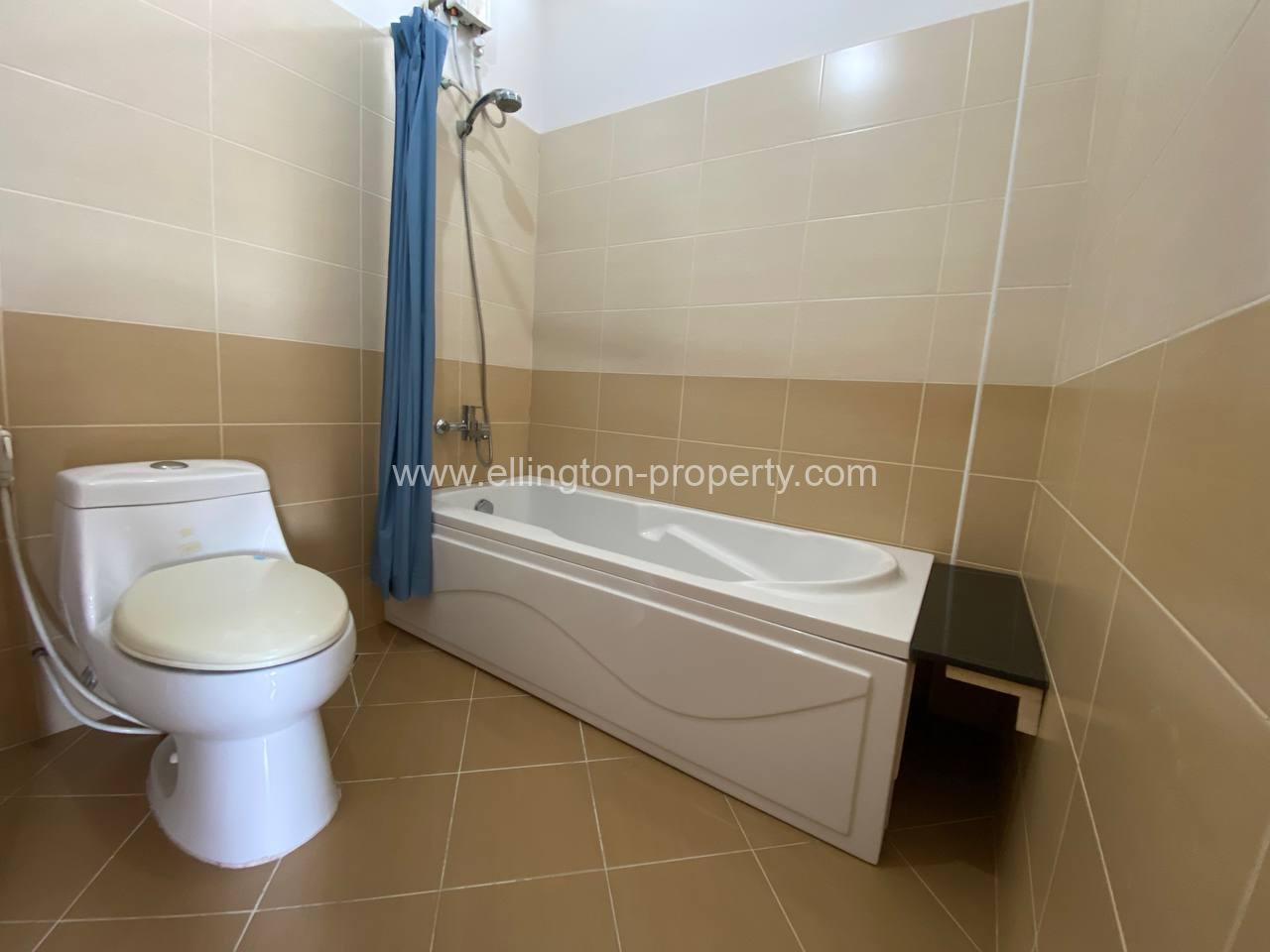 2 Bedrooms Apartment For Rent In Daun Penh Area. - Ellington Property