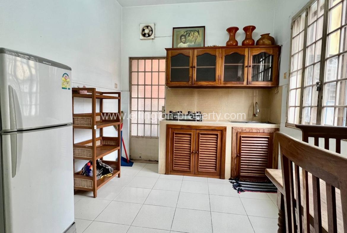 2 Bedrooms Apartment For Rent In 7 Makara Area. - Ellington Property