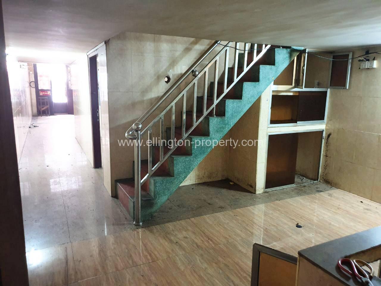 Shophouse For Rent In 7 Makara Area. - Ellington Property