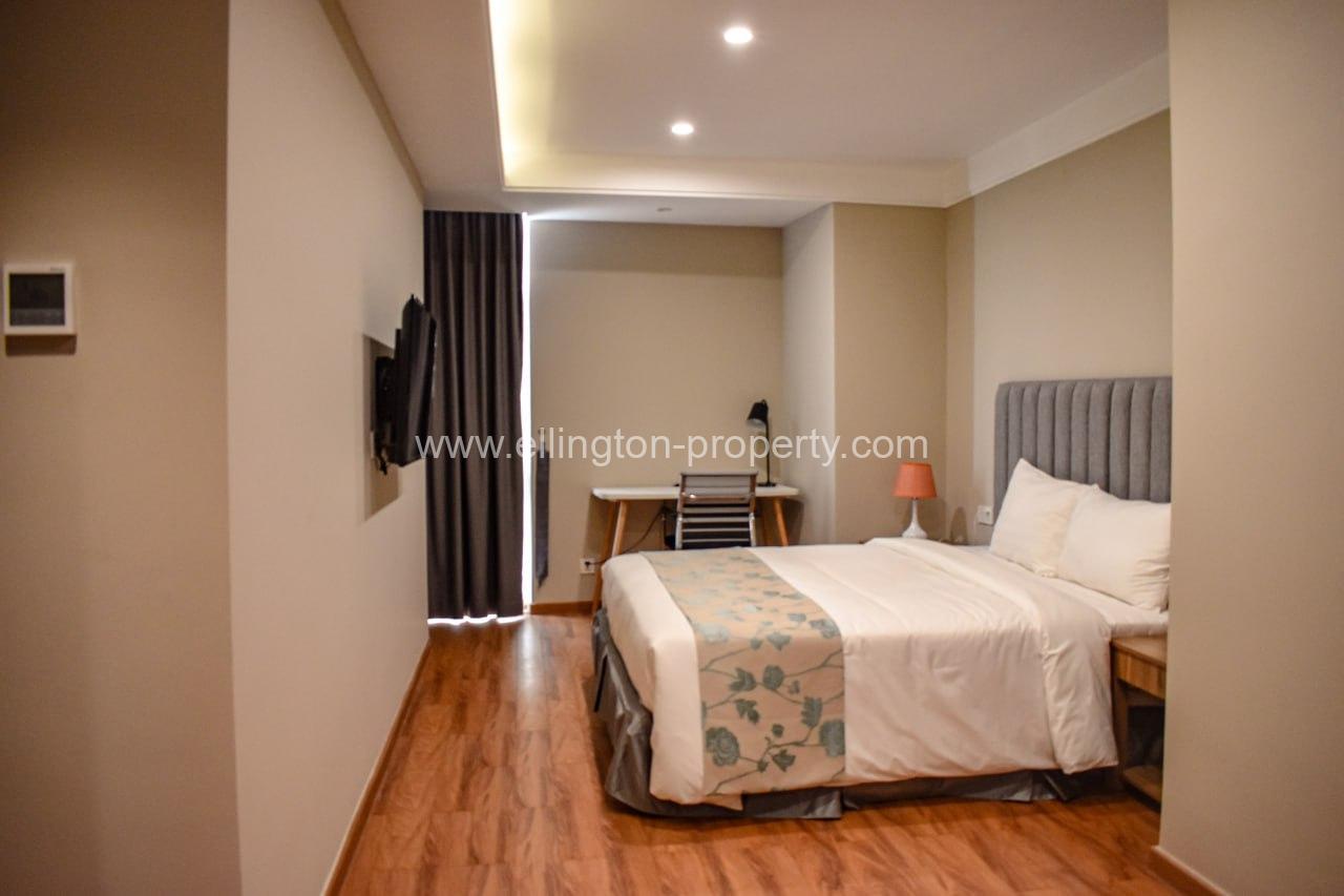 2 Bedrooms Apartment For Rent In Tonle Bassac Area. - Ellington Property