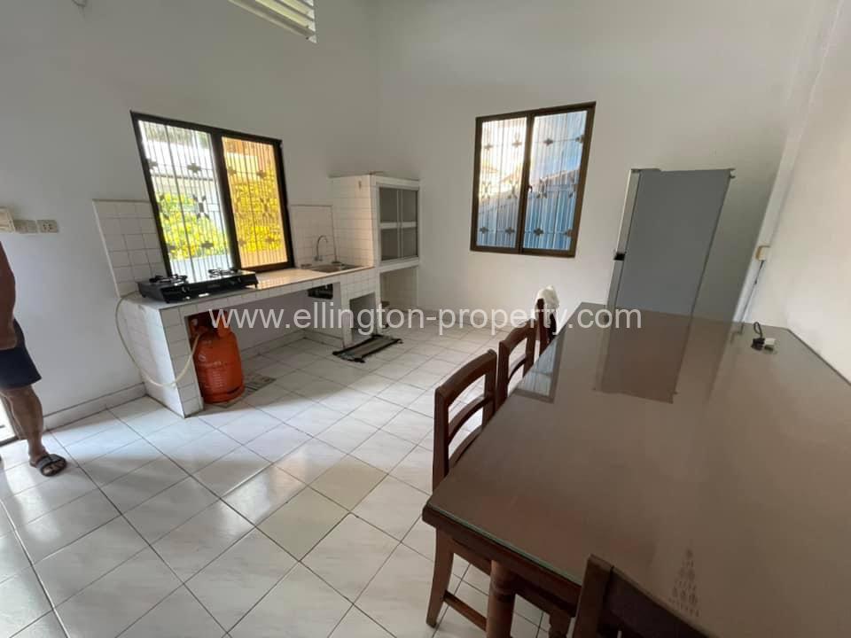 2 Bedrooms Apartment For Rent In Bkk1 Area. - Ellington Property