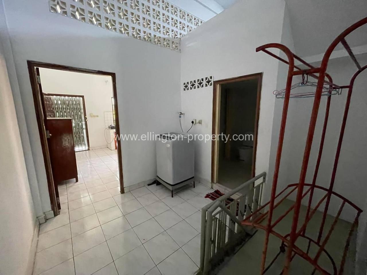 2 Bedrooms Apartment For Rent In Bkk1 Area. - Ellington Property