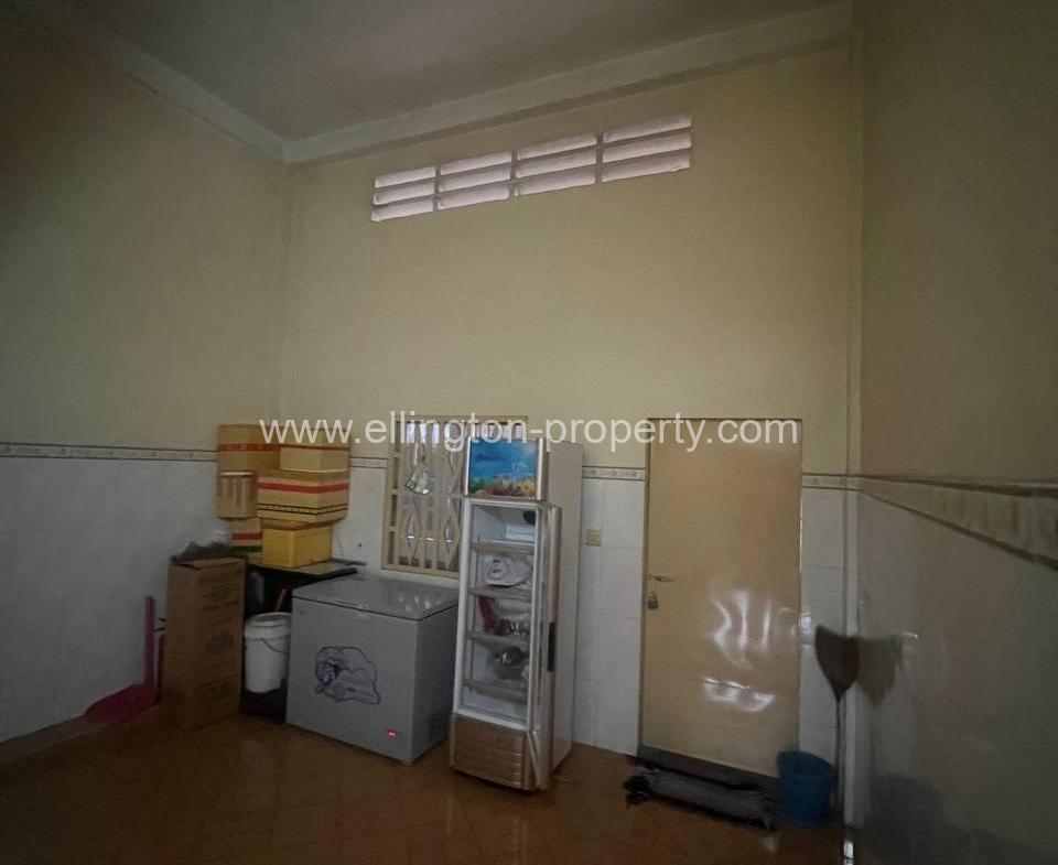 Shophouse For Sell - Ellington Property