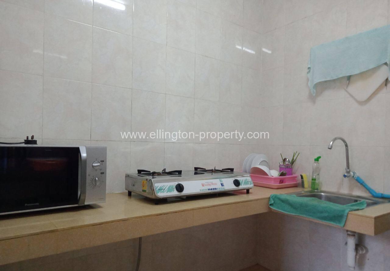 1 Bedroom Apartment For Rent In Daun Penh Area. - Ellington Property