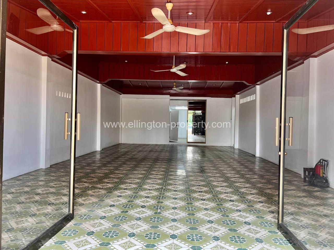 Shophouse For Rent In Daun Penh Area. - Ellington Property