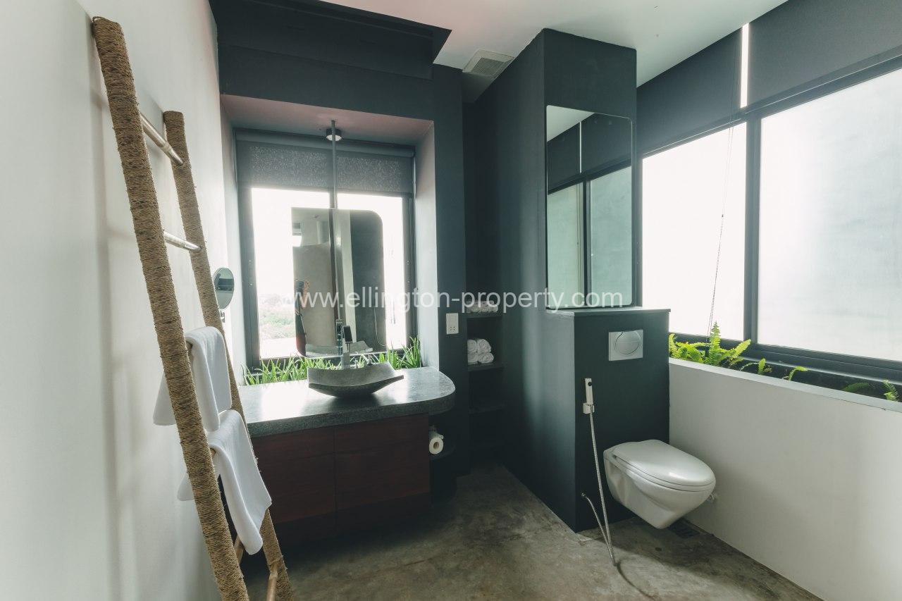 2 Bedrooms Apatrtment For Rent In Tonle Bassac Area. - Ellington Property