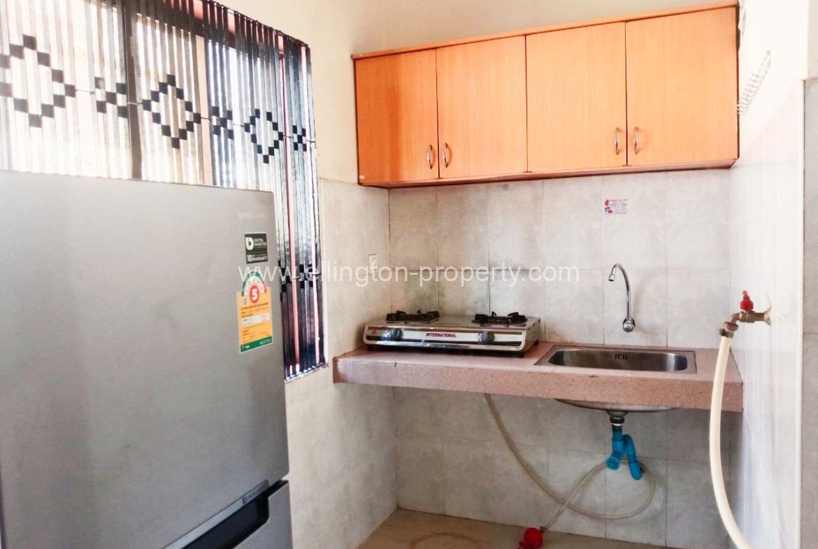 2 Bedrooms Apartment For Rent In Daun Penh Area. - Ellington Property