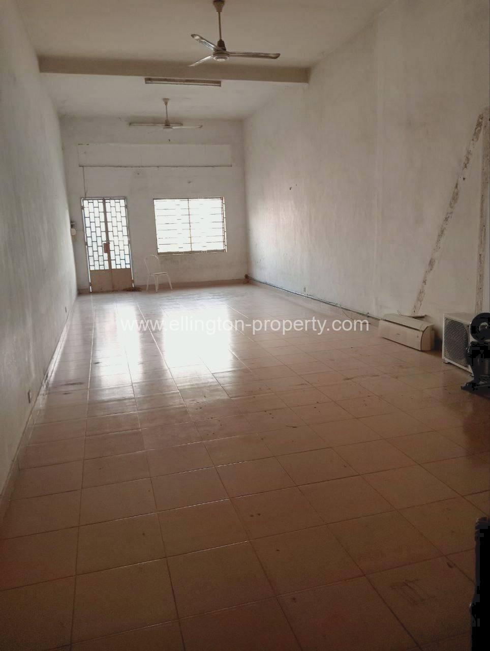 House For Rent In Daun Penh Area. - Ellington Property